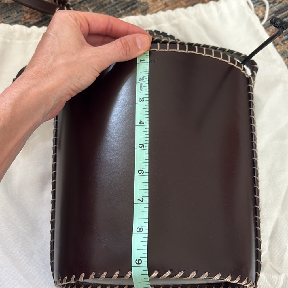 EUC Chloe Louella Bucket Bag in Ebony Brown Large Size - Picture 10 of 13